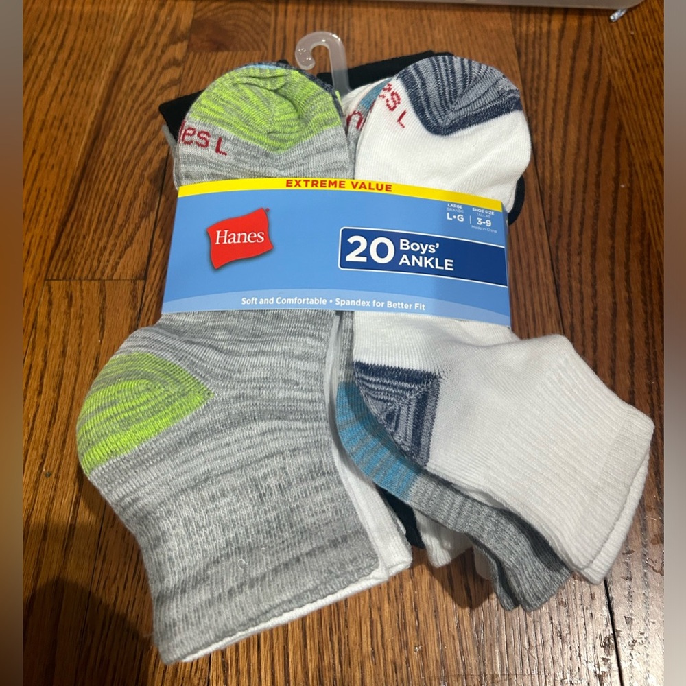 Hanes large ankle socks